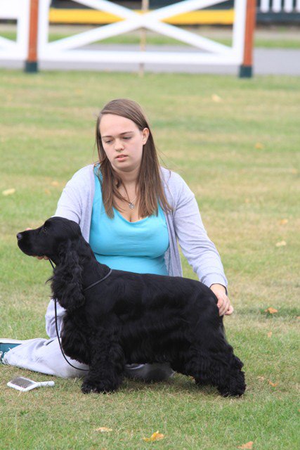 Lottie and Emily at National Gundog
